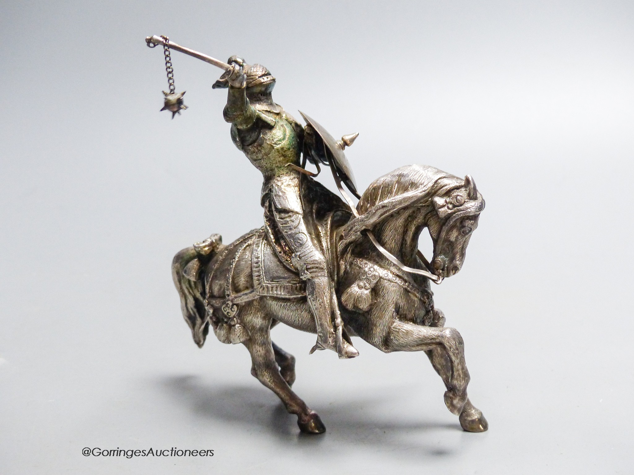 A modern free standing cast silver model of a Knight on horseback, SMD Castings, London, 1972, height 16cm, 39.5oz.